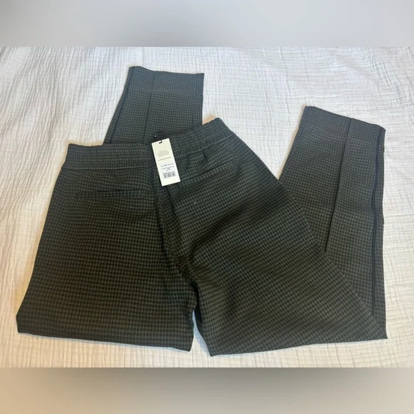 ME +EM Houndstooth Jogger Pant - Picture 5 of 6